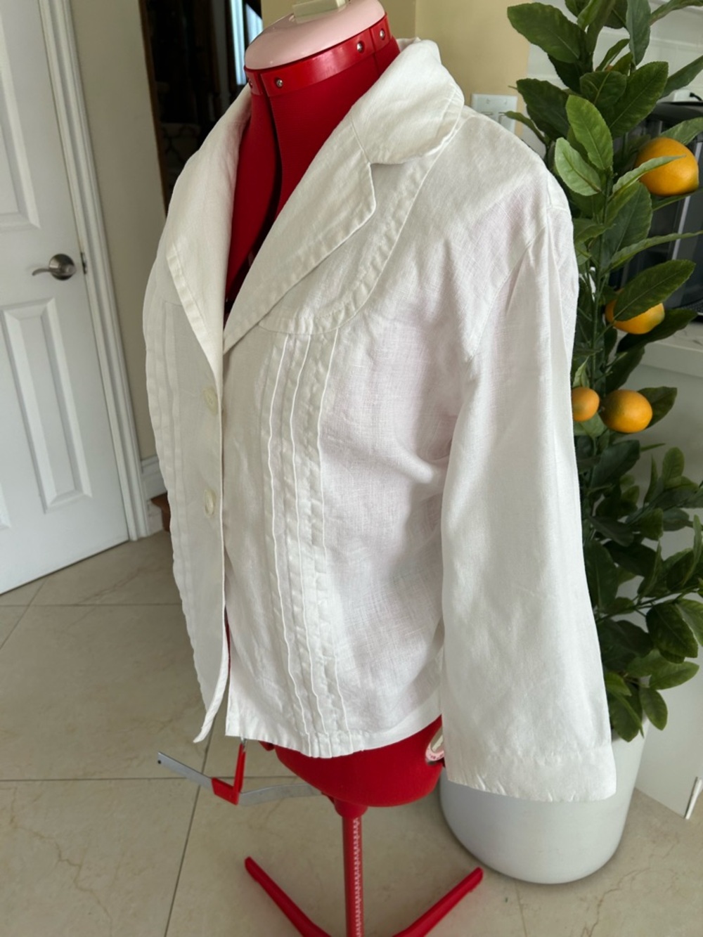 Chicos size 3 Women’s White 100%  Linen Button-Front Jacket - Picture 3 of 7